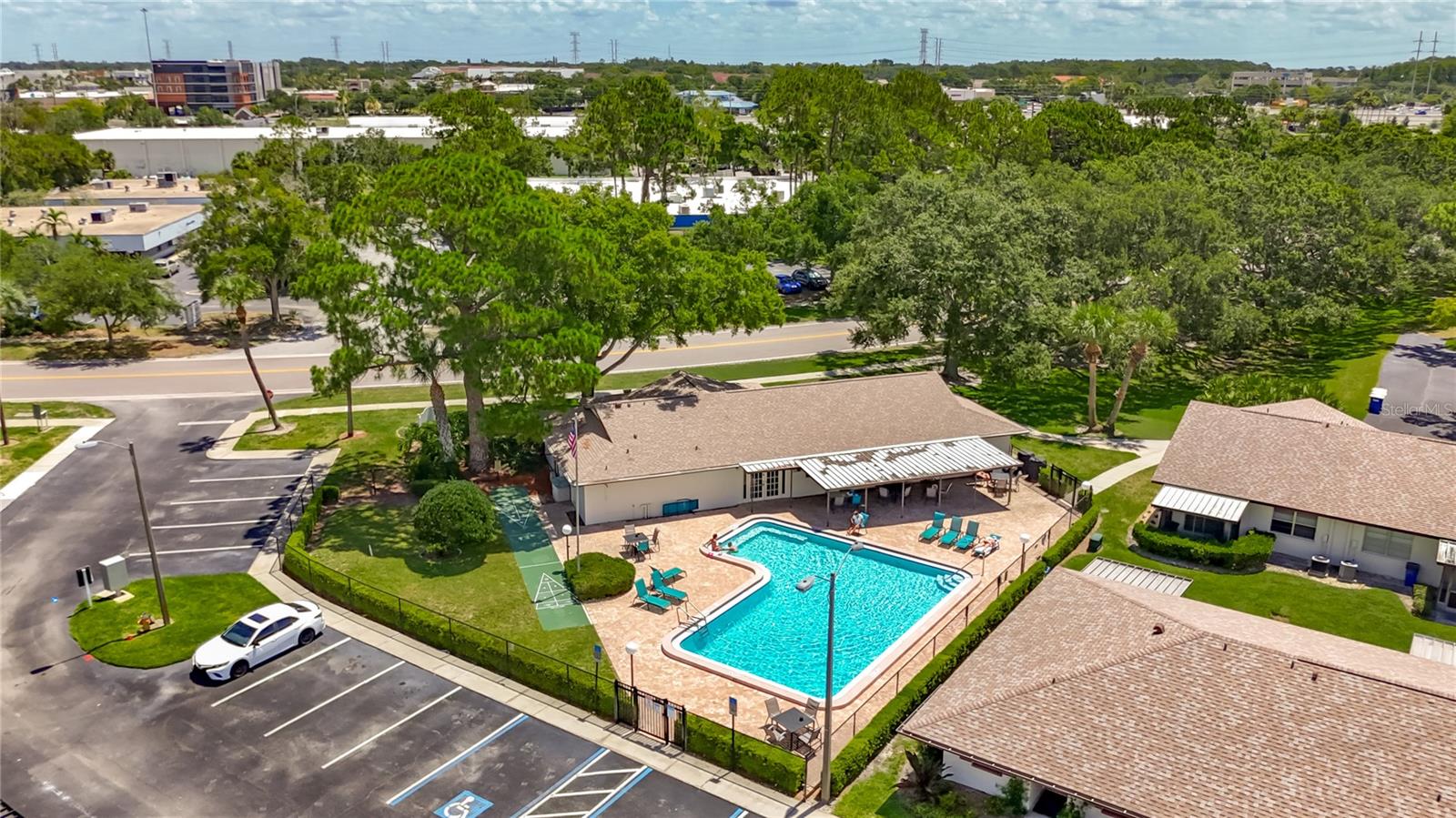 2442 ENTERPRISE RD #6, CLEARWATER, FL — photo 37