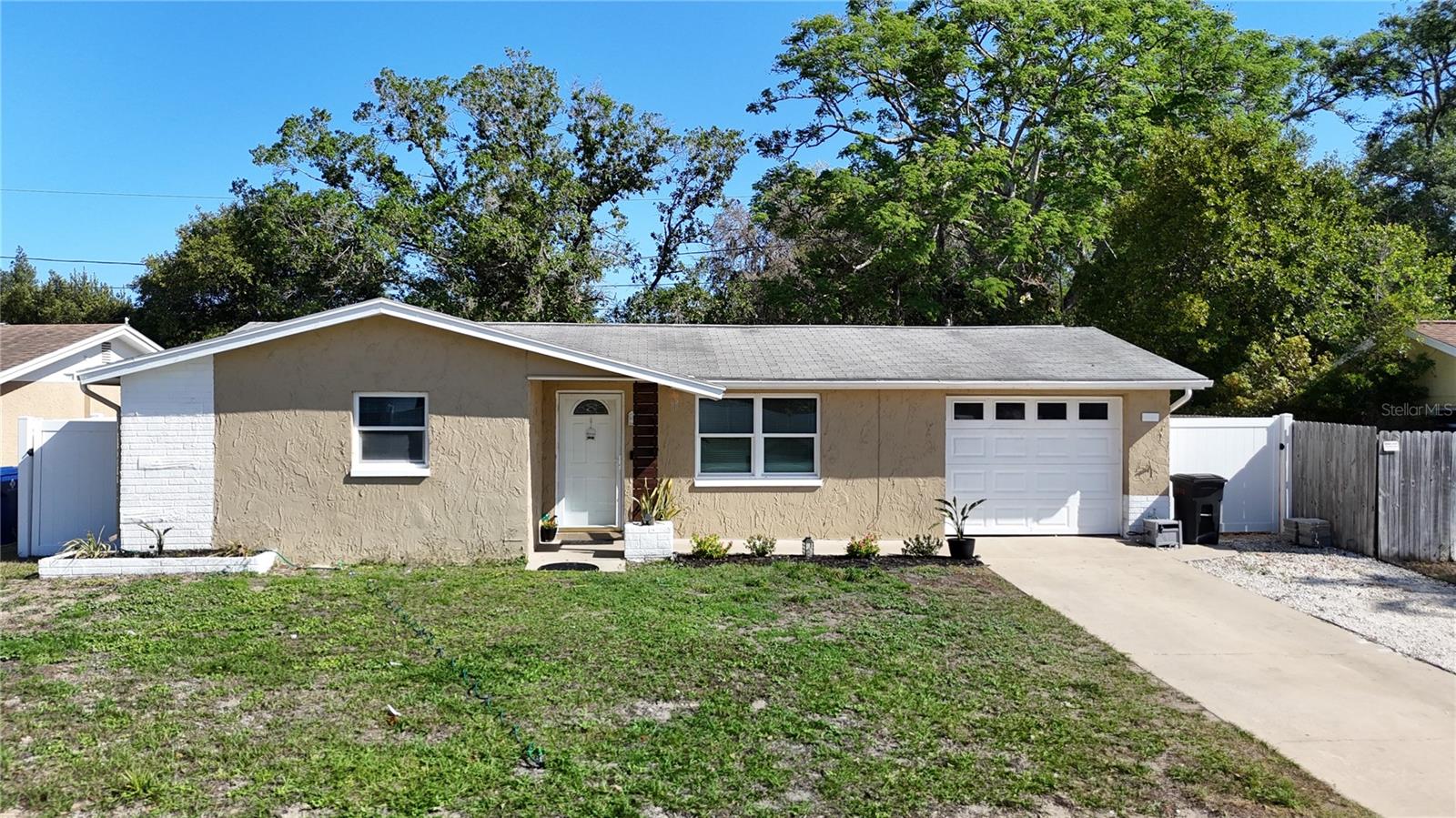 5913 APPLETREE RD, HOLIDAY, FL