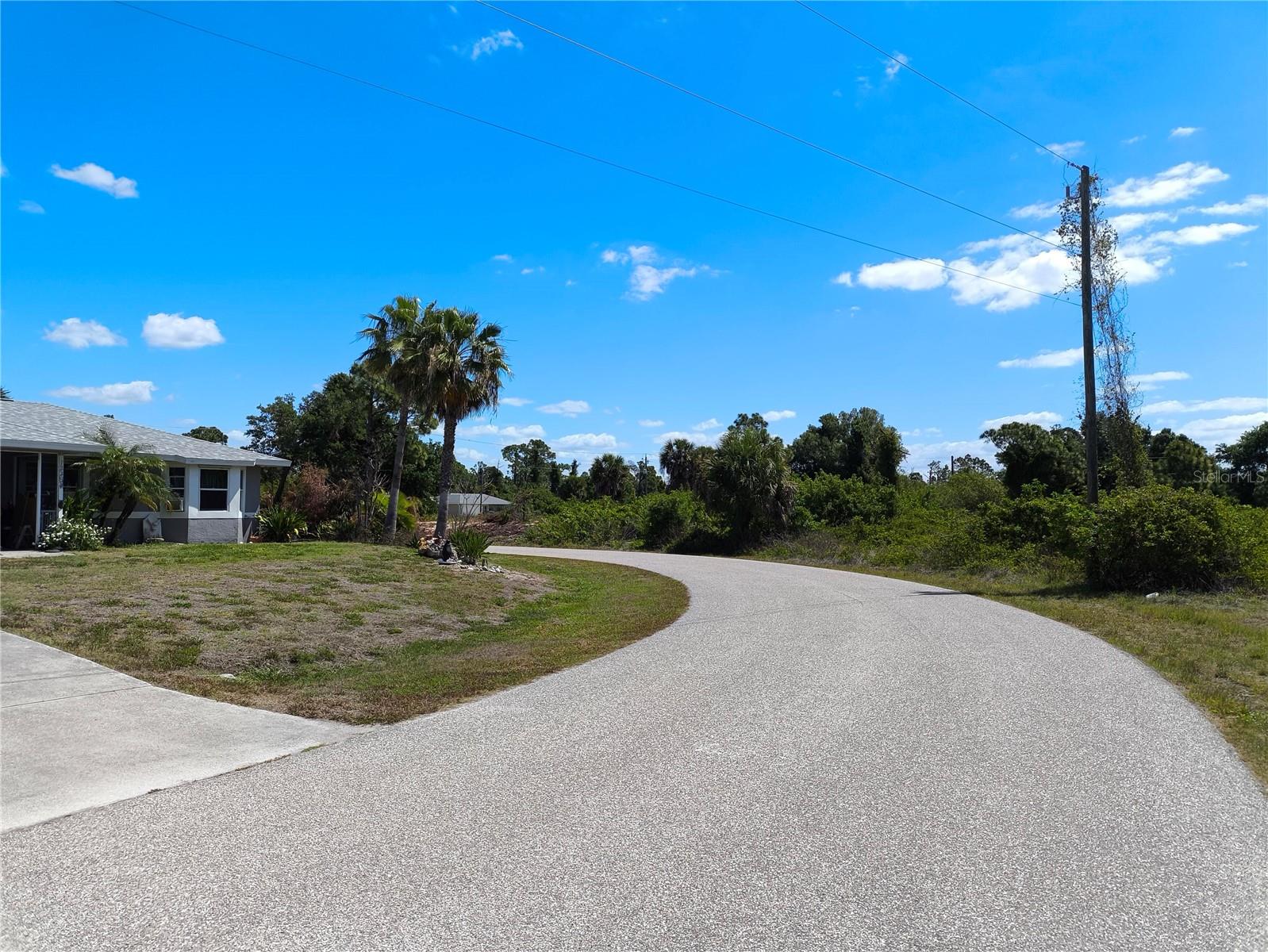 12289 CLARENDON AVE, PORT CHARLOTTE, FL — photo 6