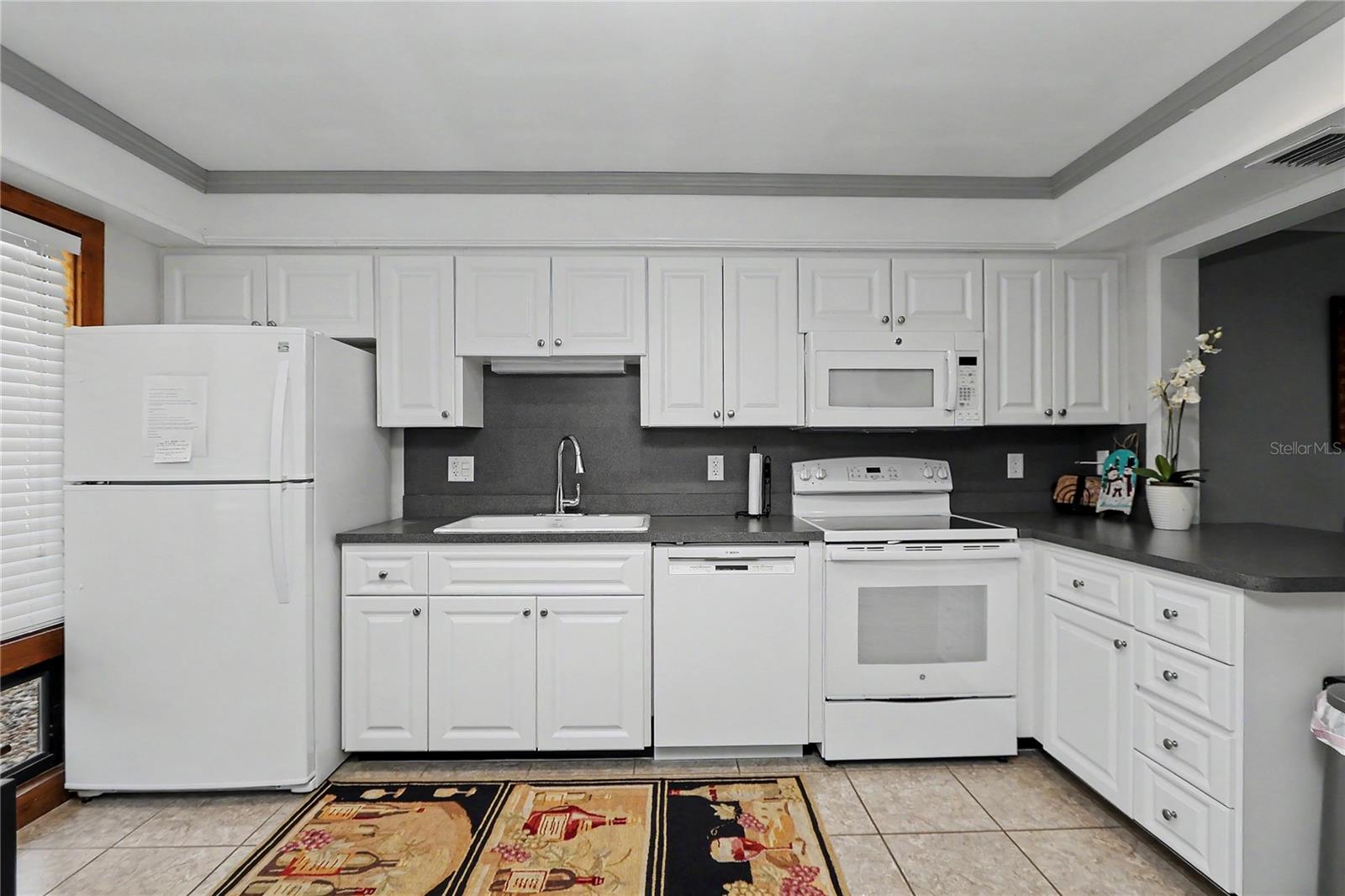 19660 SW 83RD PLACE RD #C16, DUNNELLON, FL — photo 10
