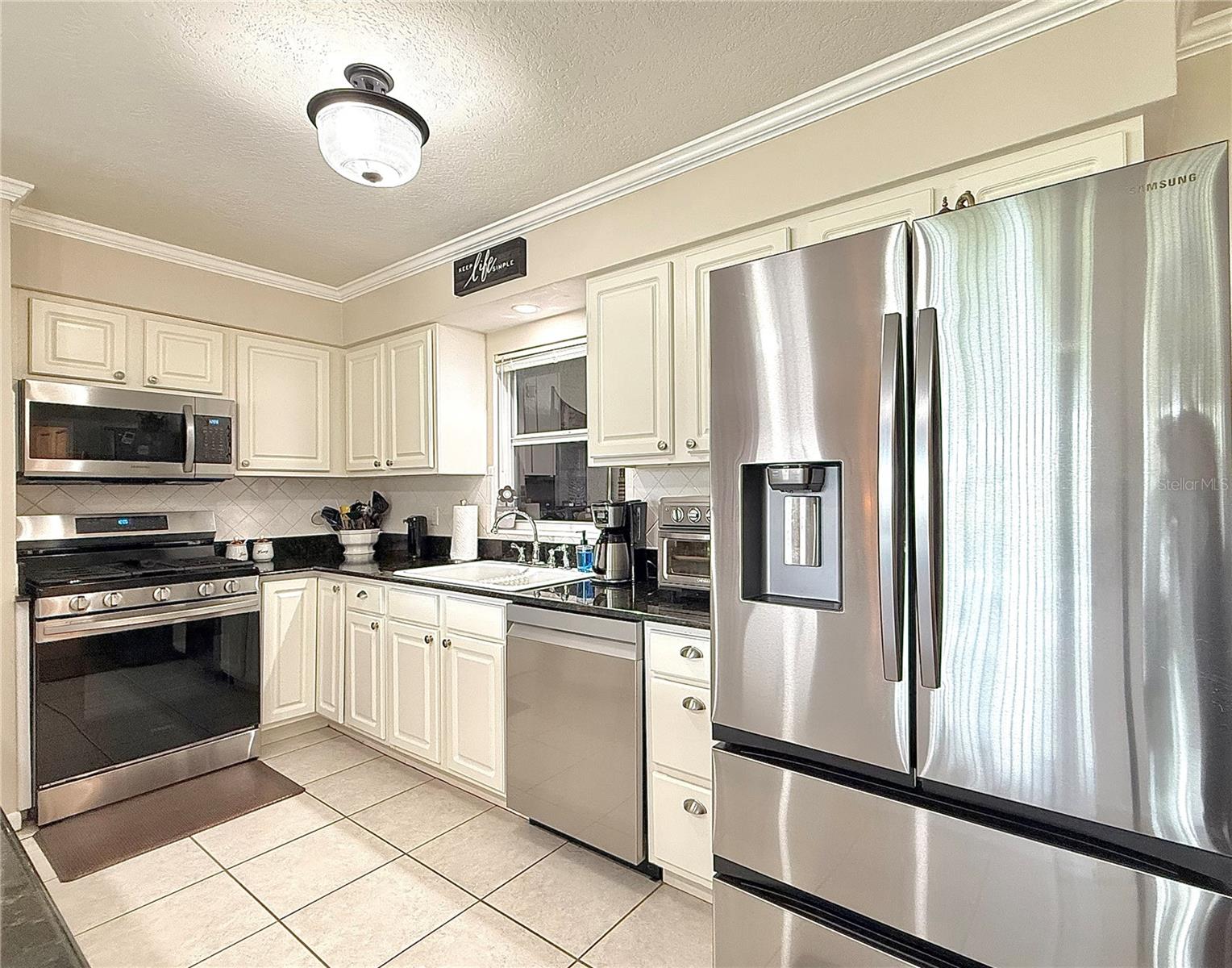 77 W LAKE DAMON DR, AVON PARK, FL — photo 11