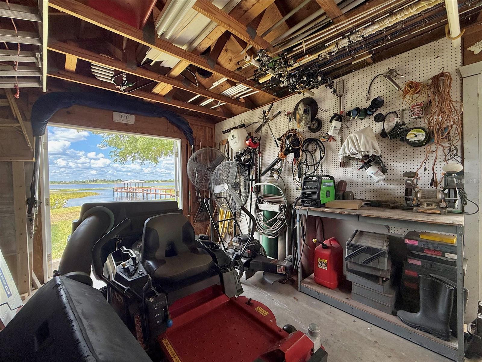 77 W LAKE DAMON DR, AVON PARK, FL — photo 43