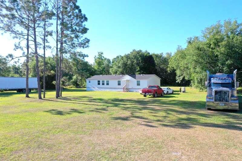 31326 TYNDALL RD, WESLEY CHAPEL, FL — photo 2