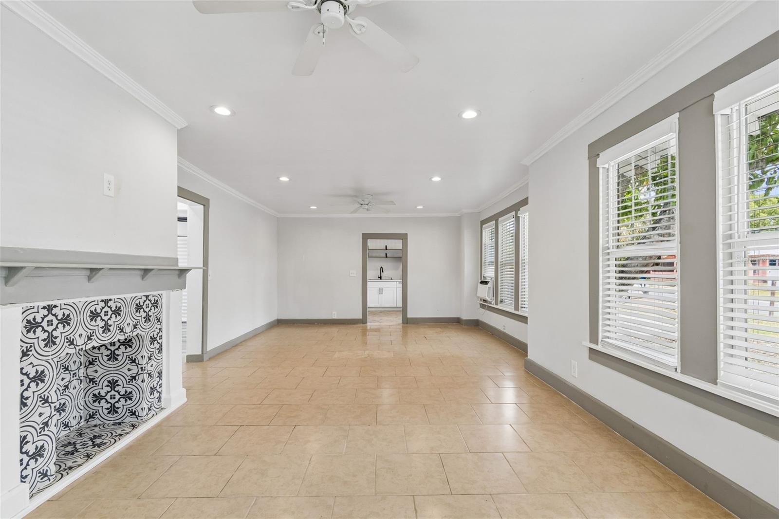 4105 18TH AVE S, ST PETERSBURG, FL — photo 22
