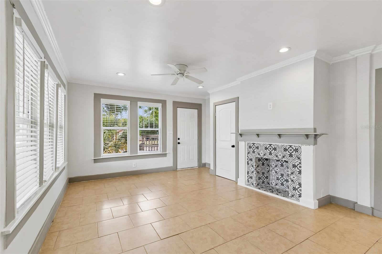 4105 18TH AVE S, ST PETERSBURG, FL — photo 24