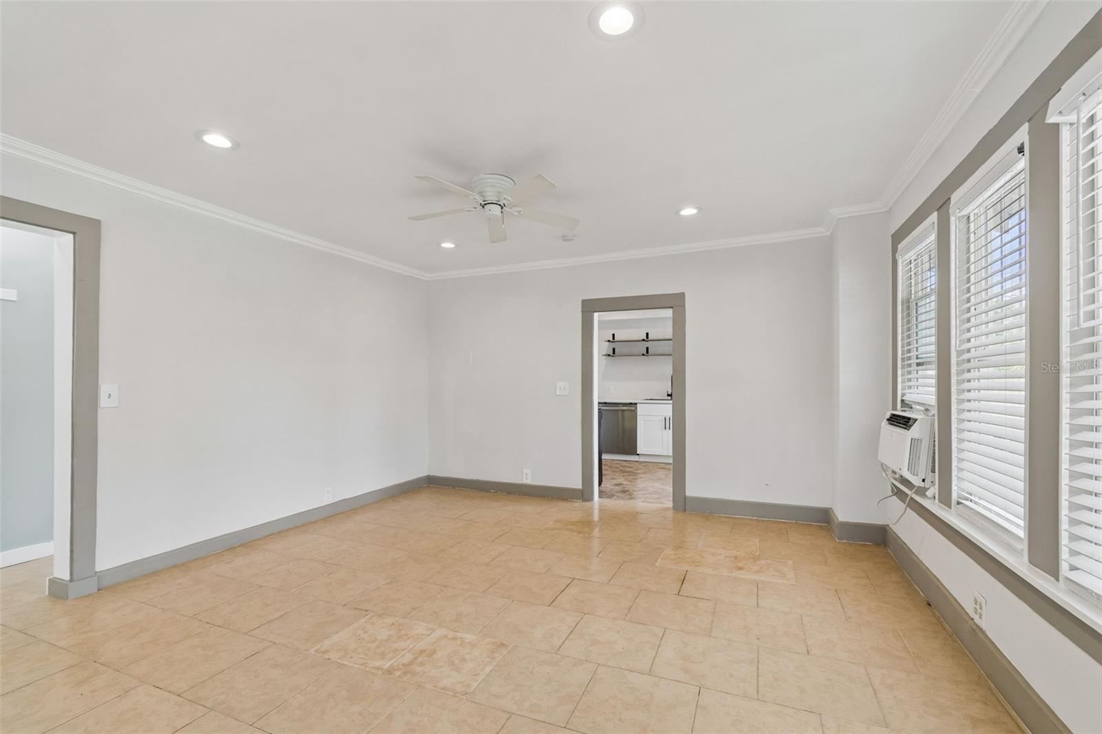 4105 18TH AVE S, ST PETERSBURG, FL — photo 29