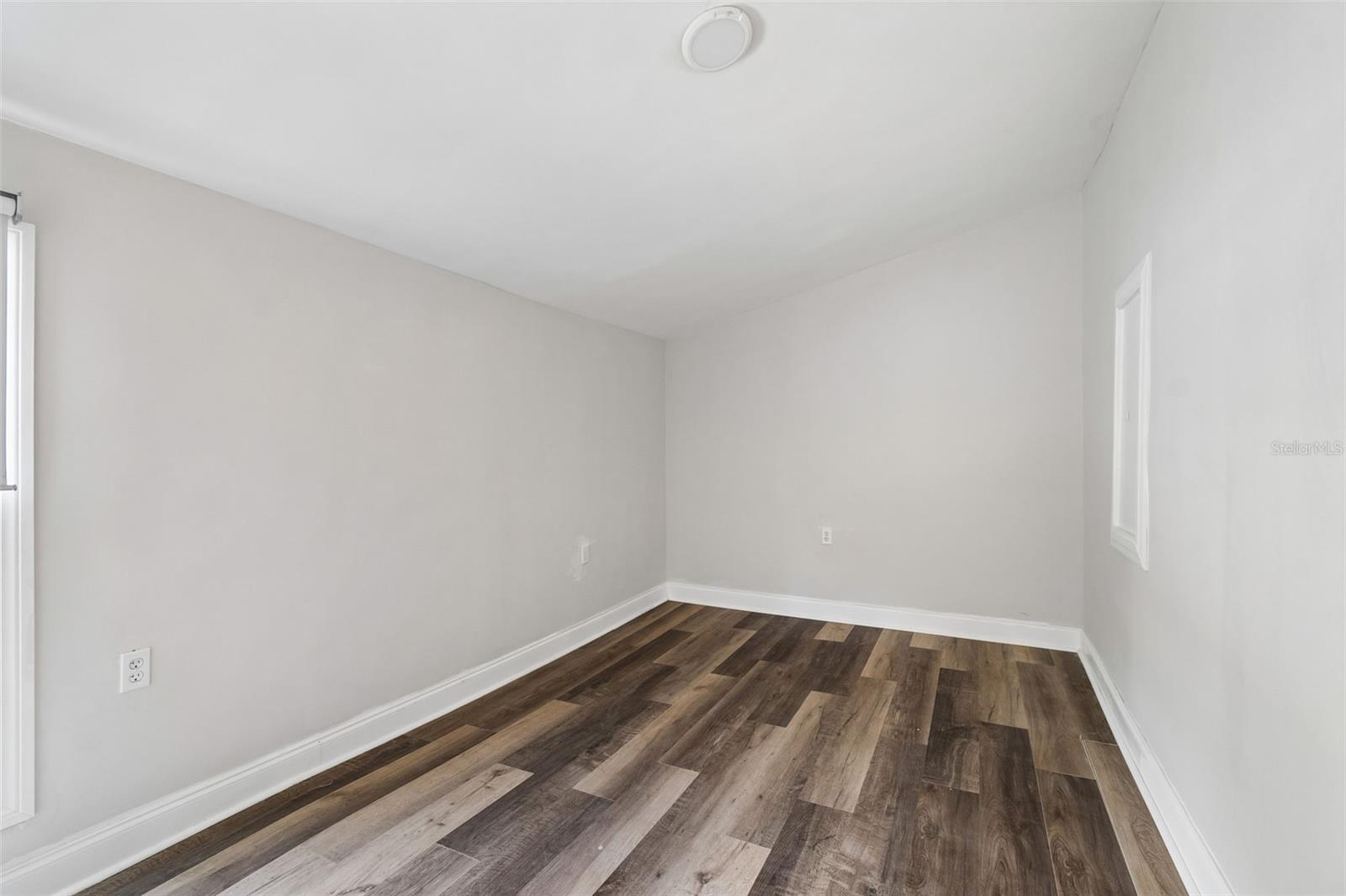 4105 18TH AVE S, ST PETERSBURG, FL — photo 34