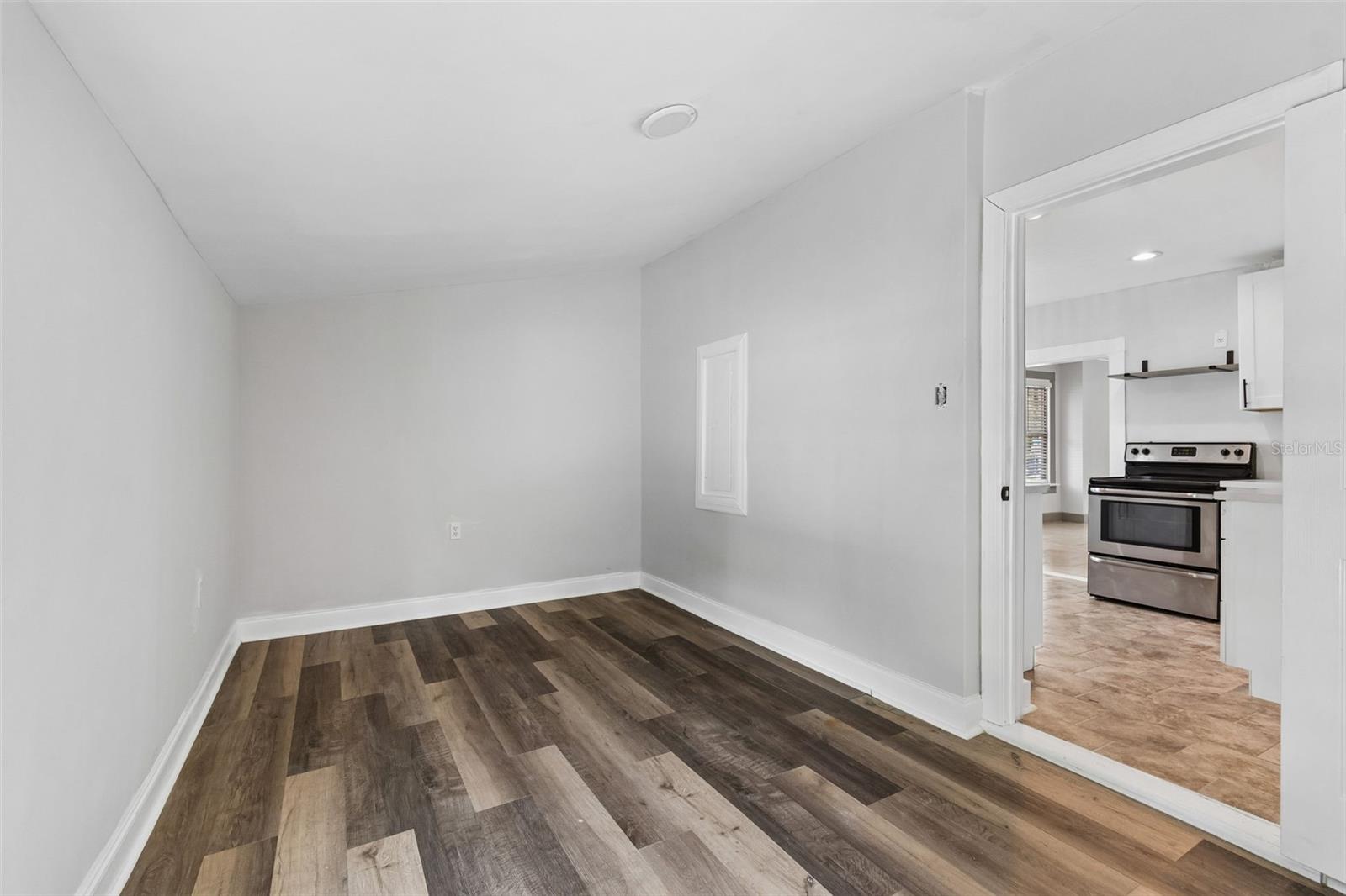 4105 18TH AVE S, ST PETERSBURG, FL — photo 35