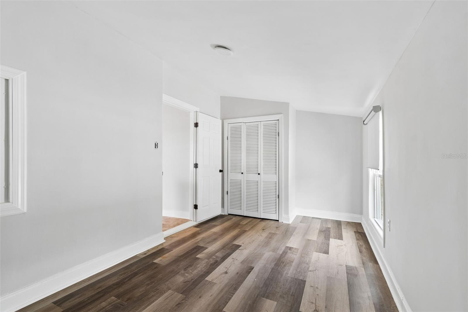 4105 18TH AVE S, ST PETERSBURG, FL — photo 36