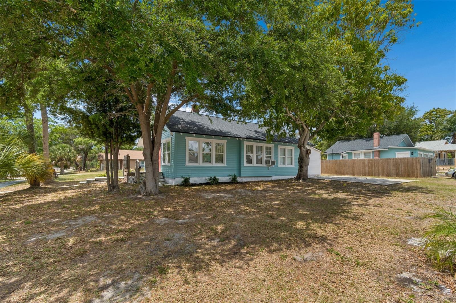 4105 18TH AVE S, ST PETERSBURG, FL — photo 46