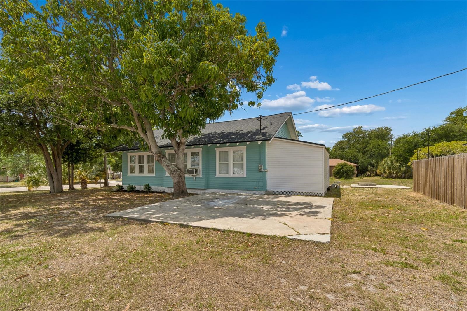 4105 18TH AVE S, ST PETERSBURG, FL — photo 48