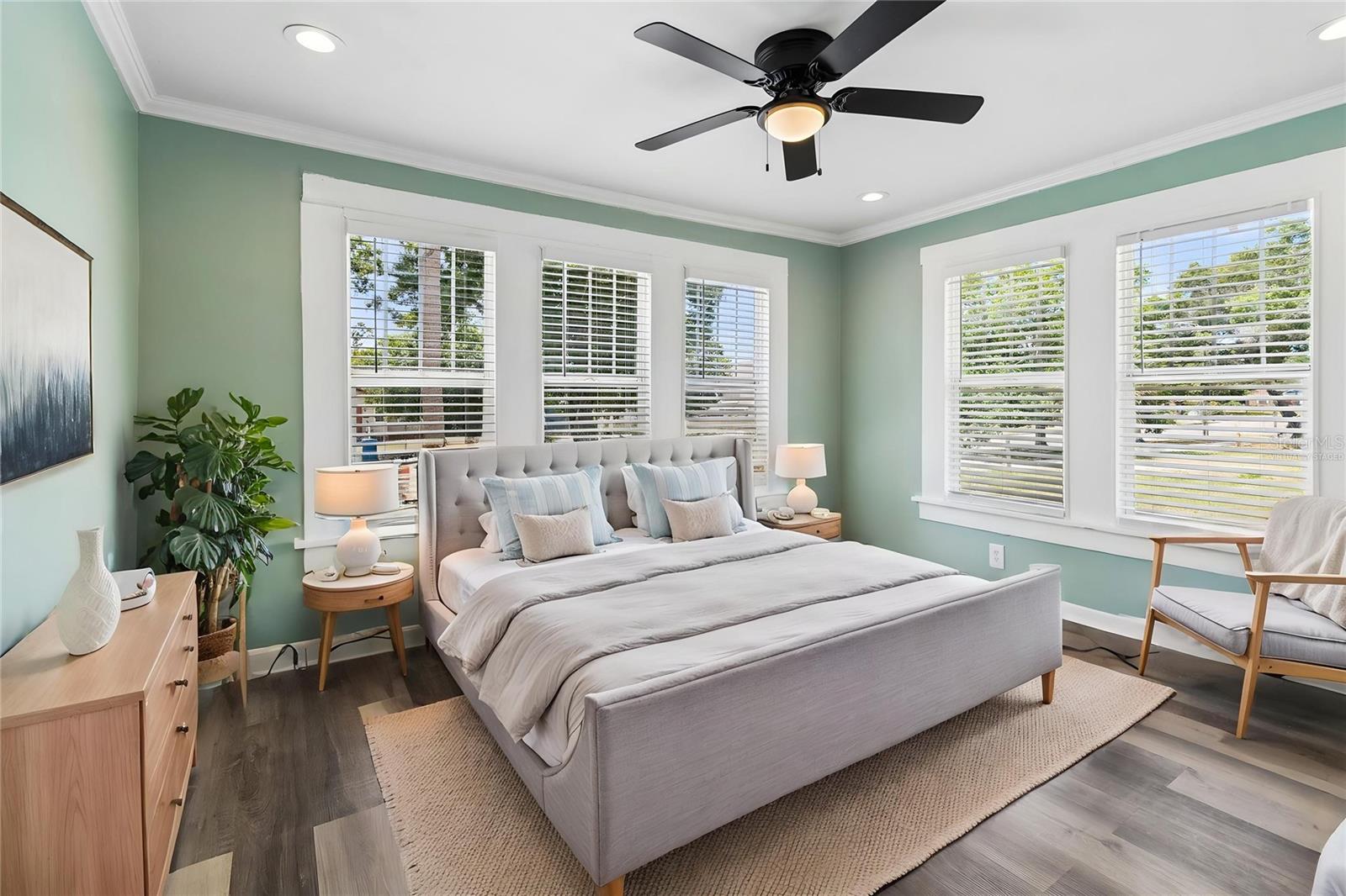 4105 18TH AVE S, ST PETERSBURG, FL — photo 14
