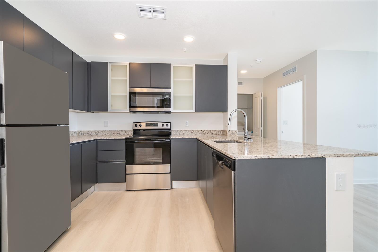 5579 MILLENIA PARK BLVD #521, ORLANDO, FL — photo 4