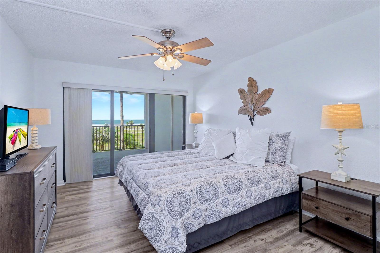 1230 GULF BLVD #404, CLEARWATER BEACH, FL — photo 18