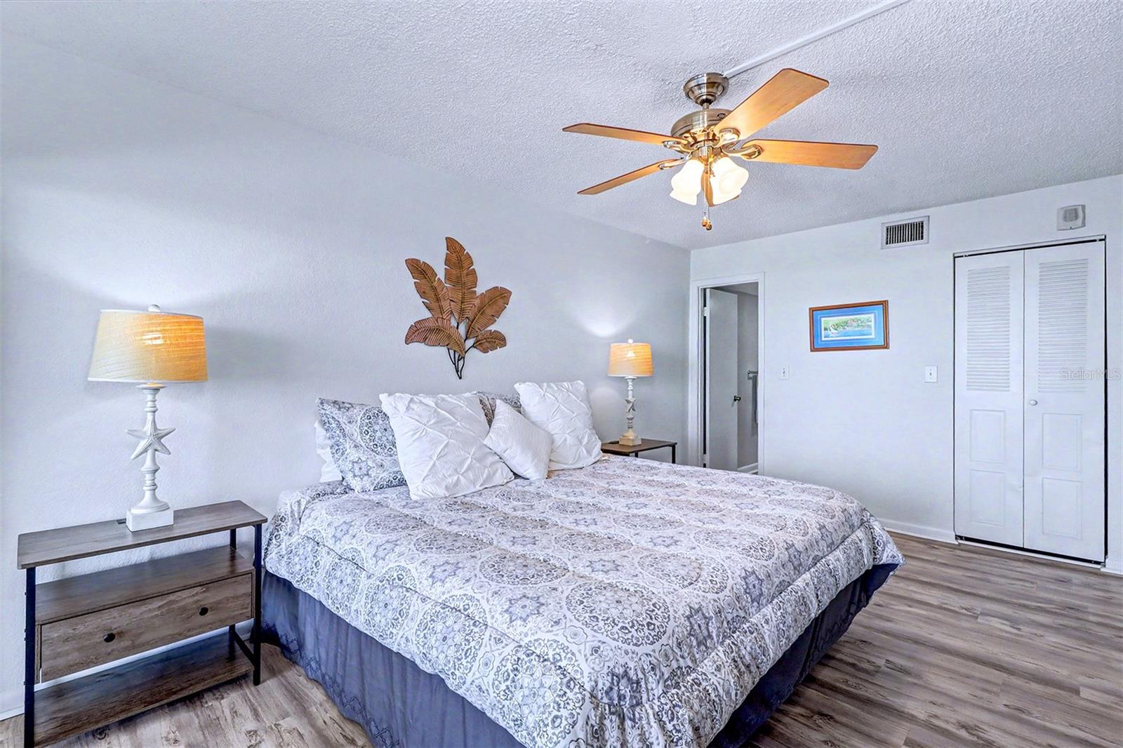 1230 GULF BLVD #404, CLEARWATER BEACH, FL — photo 19