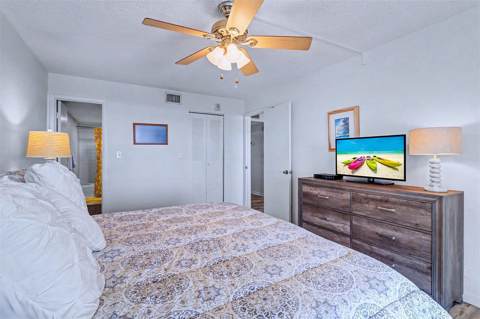 1230 GULF BLVD #404, CLEARWATER BEACH, FL — photo 20