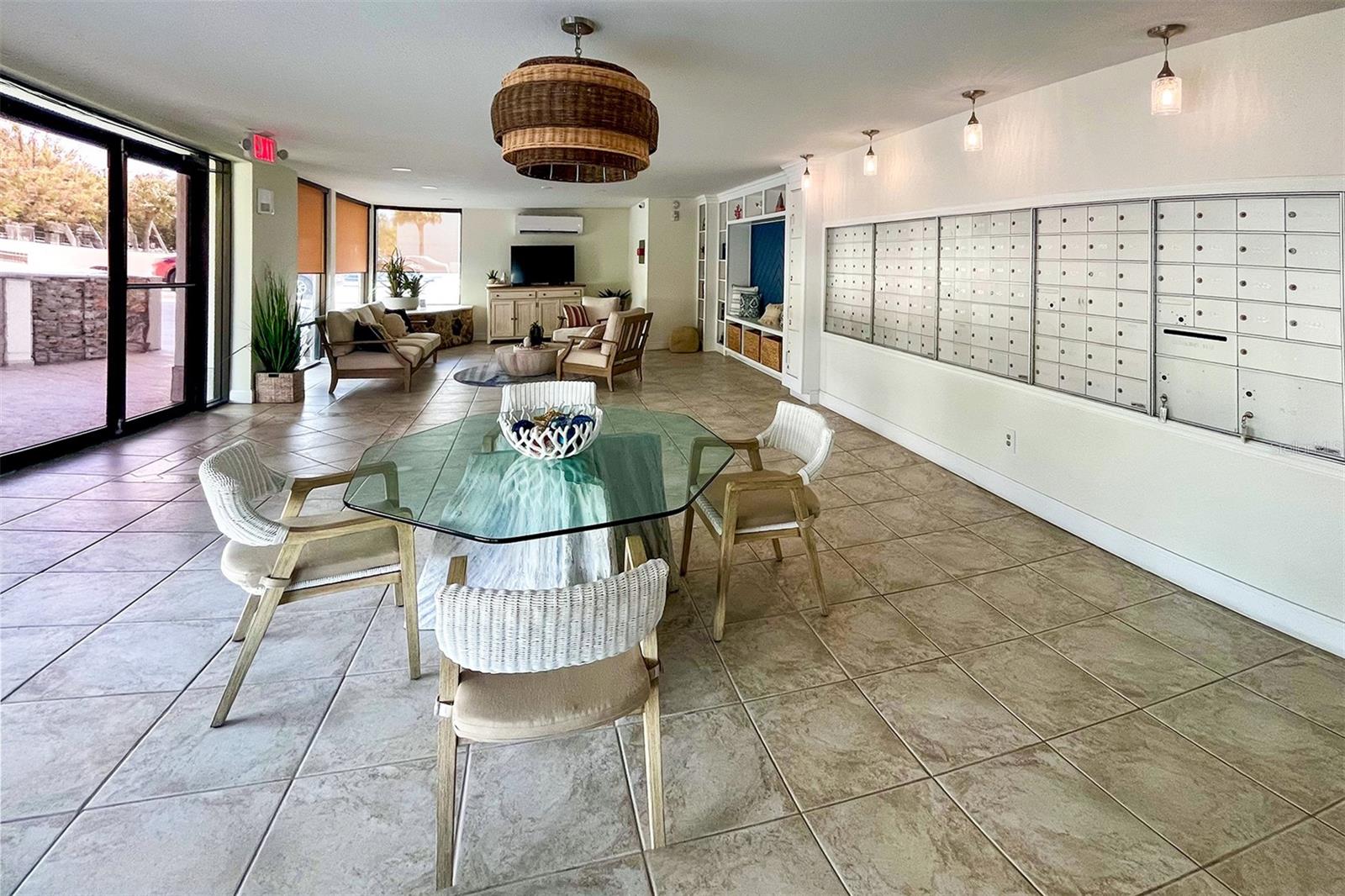 1230 GULF BLVD #404, CLEARWATER BEACH, FL — photo 38