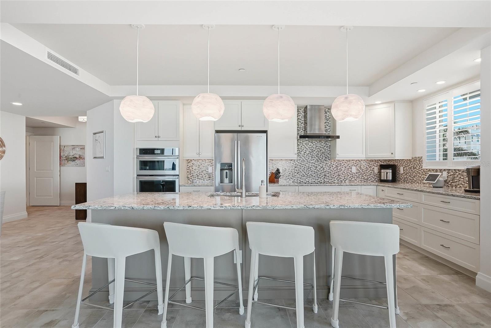 650 COLLANY RD #401, TIERRA VERDE, FL — photo 15