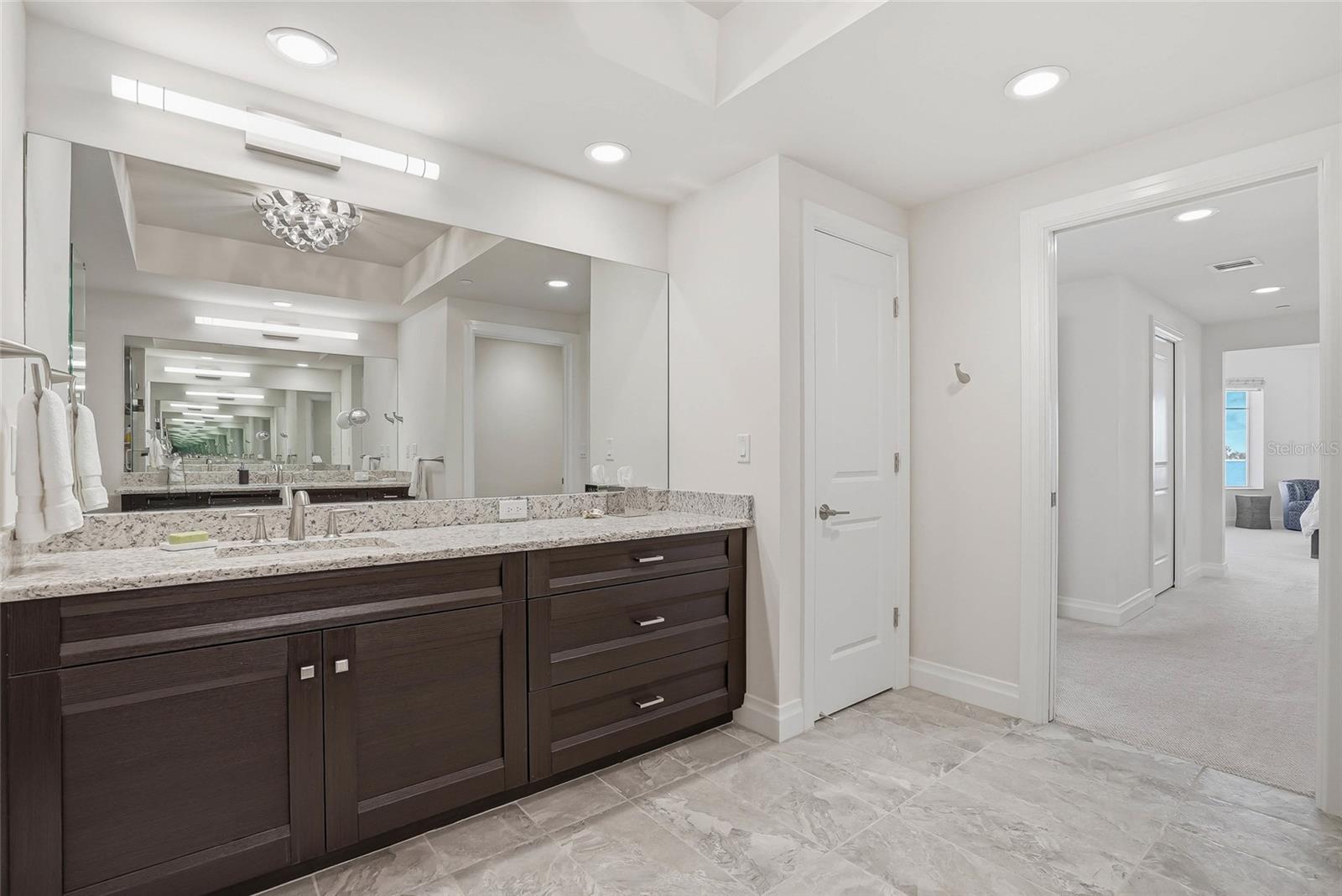650 COLLANY RD #401, TIERRA VERDE, FL — photo 30