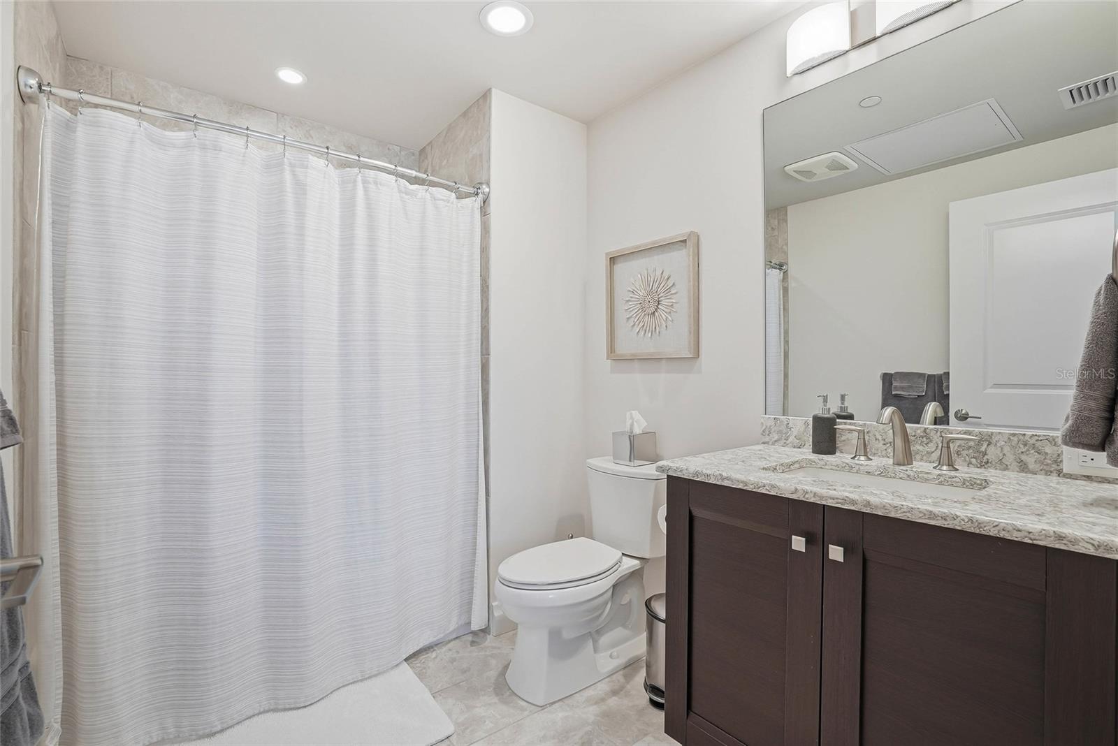 650 COLLANY RD #401, TIERRA VERDE, FL — photo 35