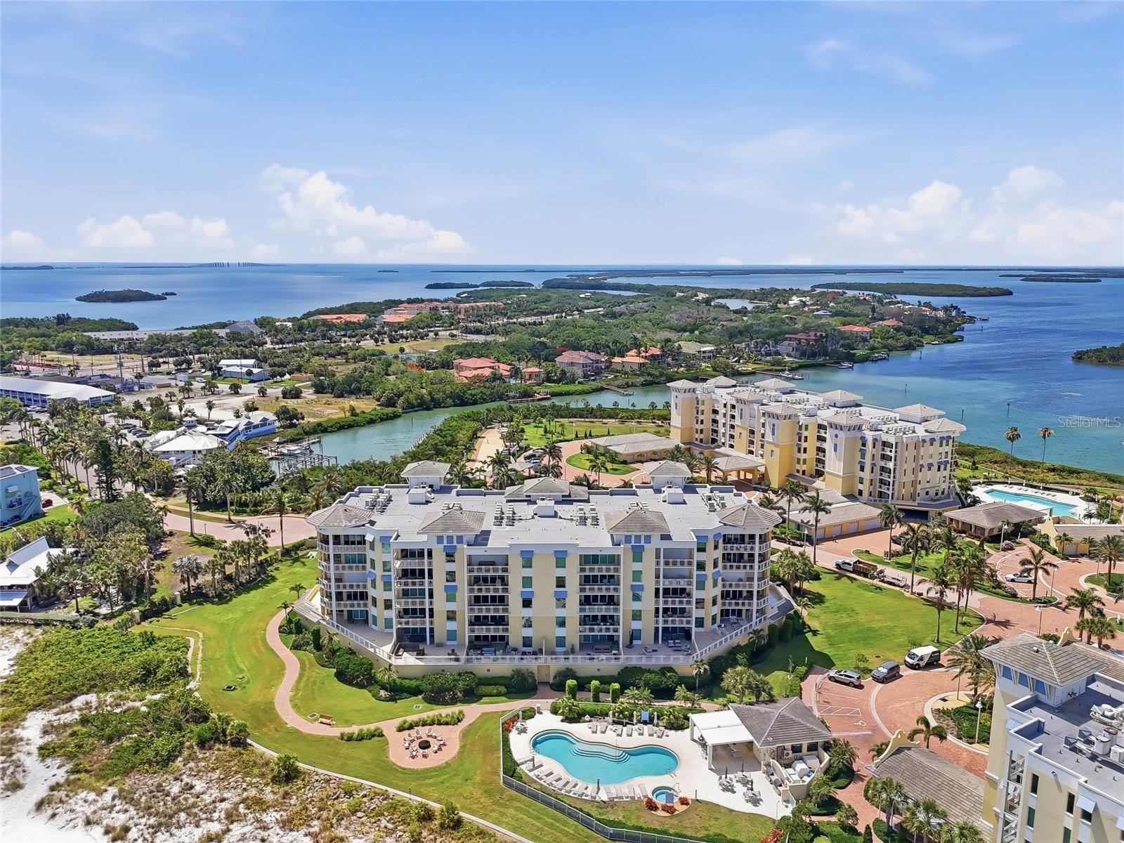 650 COLLANY RD #401, TIERRA VERDE, FL — photo 51