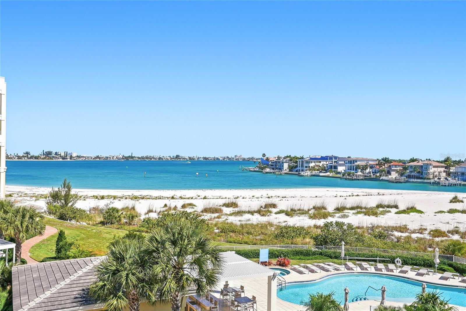 650 COLLANY RD #401, TIERRA VERDE, FL — photo 54