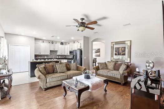 2825 RUNNING BROOK CIR, KISSIMMEE, FL — photo 10