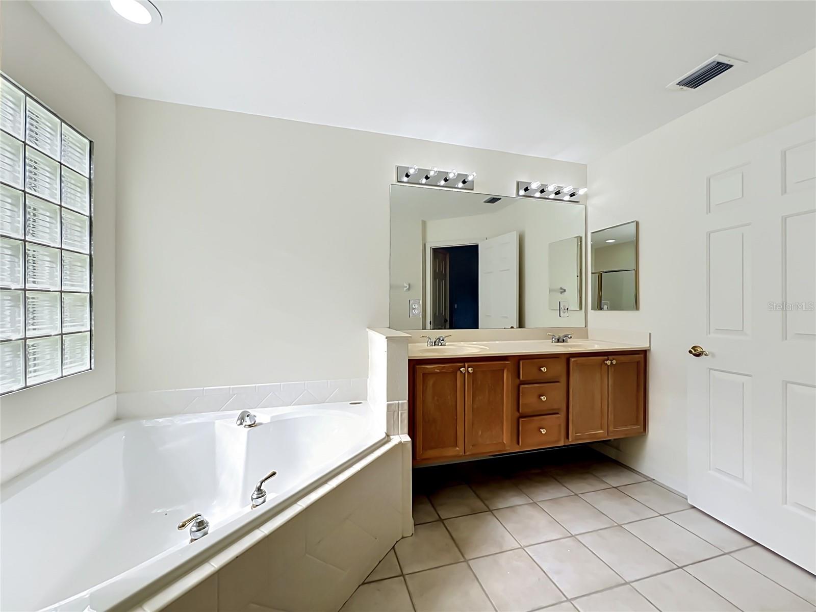 32936 SCENIC HILLS DR, MOUNT DORA, FL — photo 44