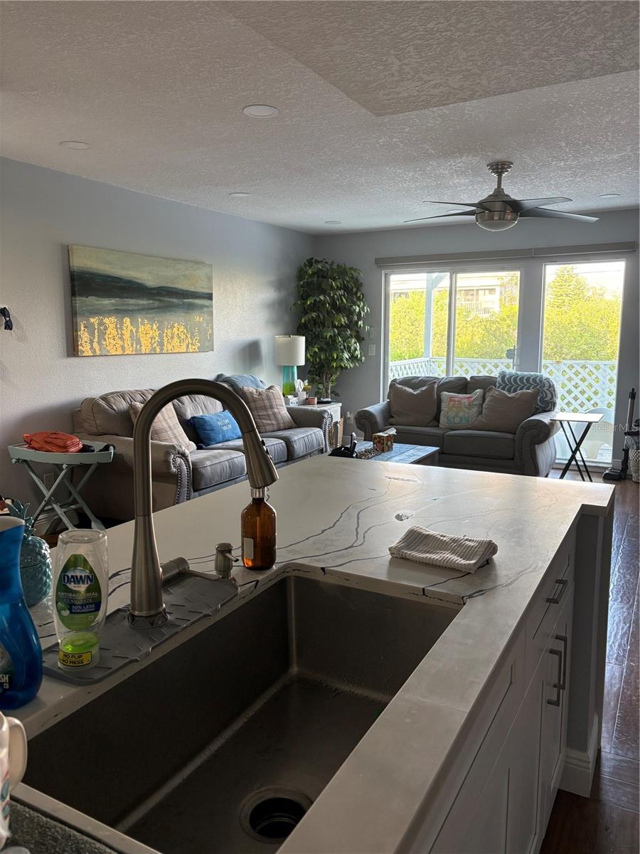 629 GARLAND CIR, INDIAN ROCKS BEACH, FL — photo 8