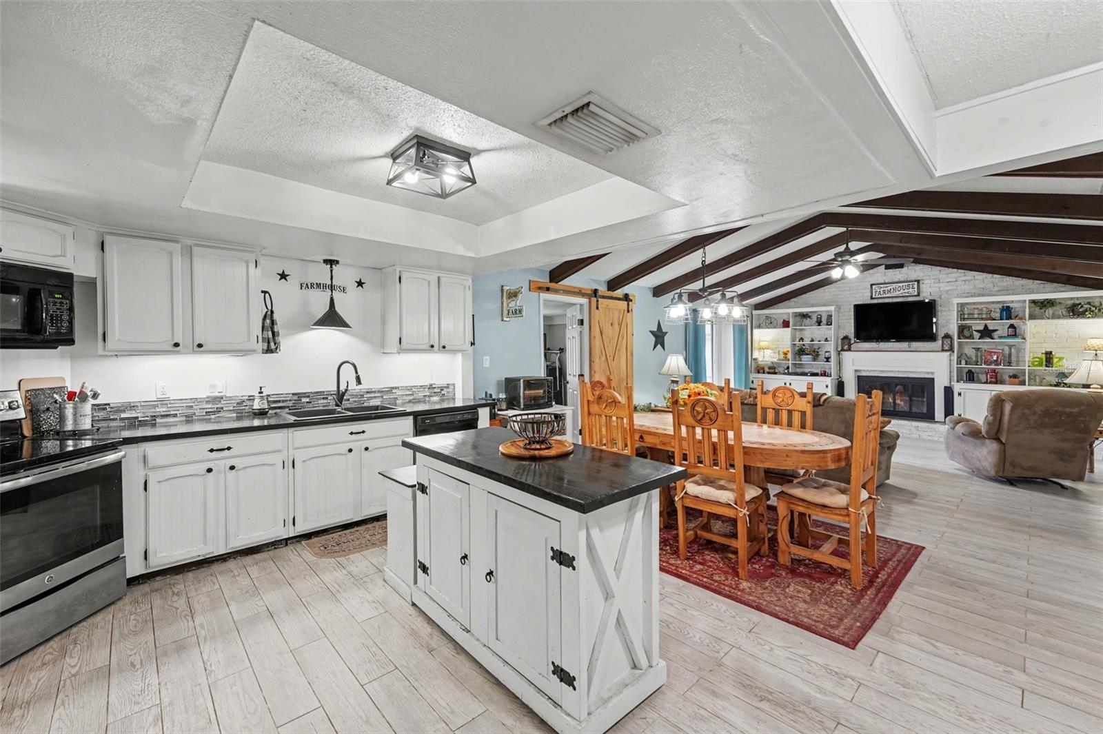 429 MANOR BLVD, PALM HARBOR, FL — photo 11