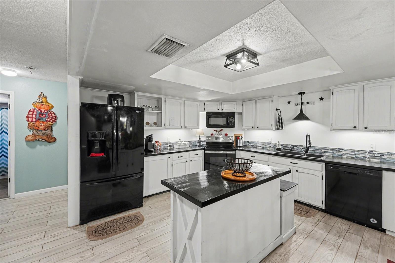 429 MANOR BLVD, PALM HARBOR, FL — photo 12