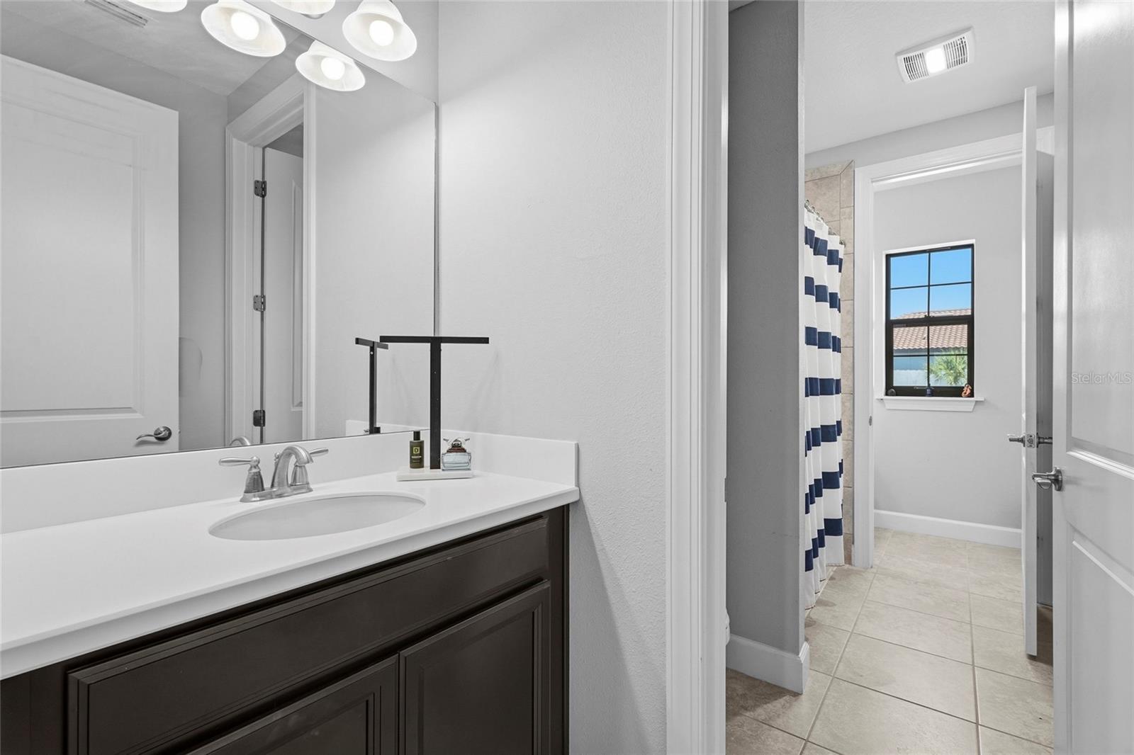 5301 GREENBROOK DR, SARASOTA, FL — photo 49