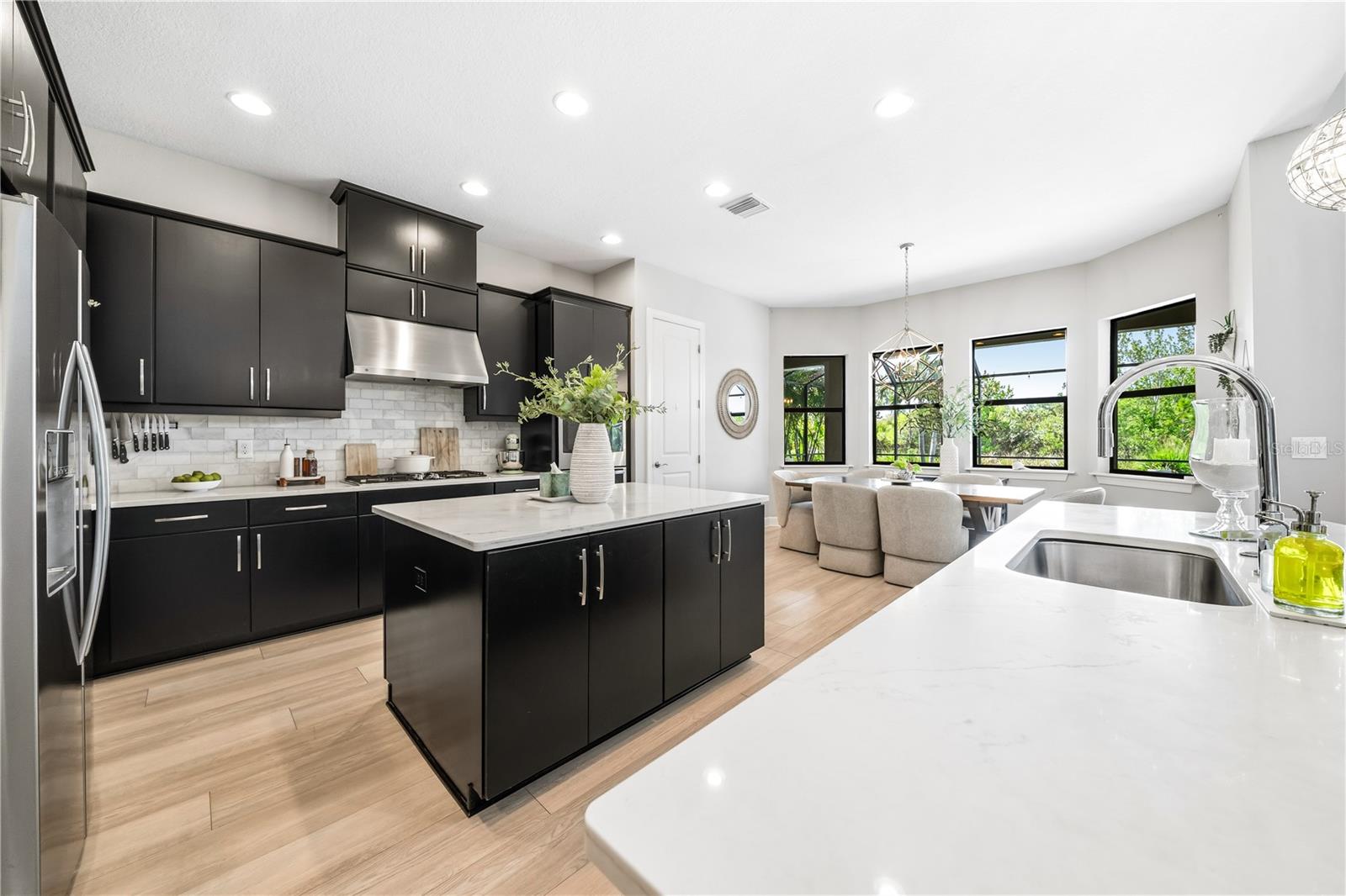 5301 GREENBROOK DR, SARASOTA, FL — photo 16