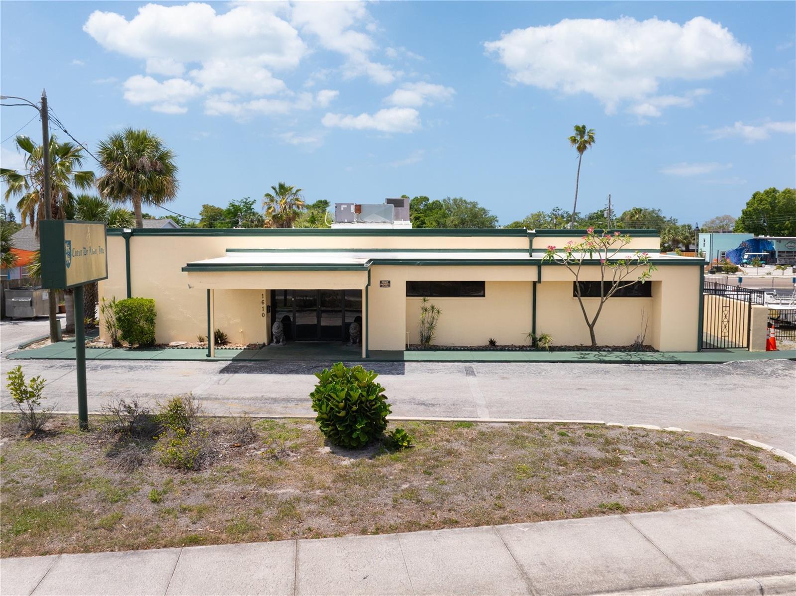 1610 N MYRTLE AVE, CLEARWATER, FL