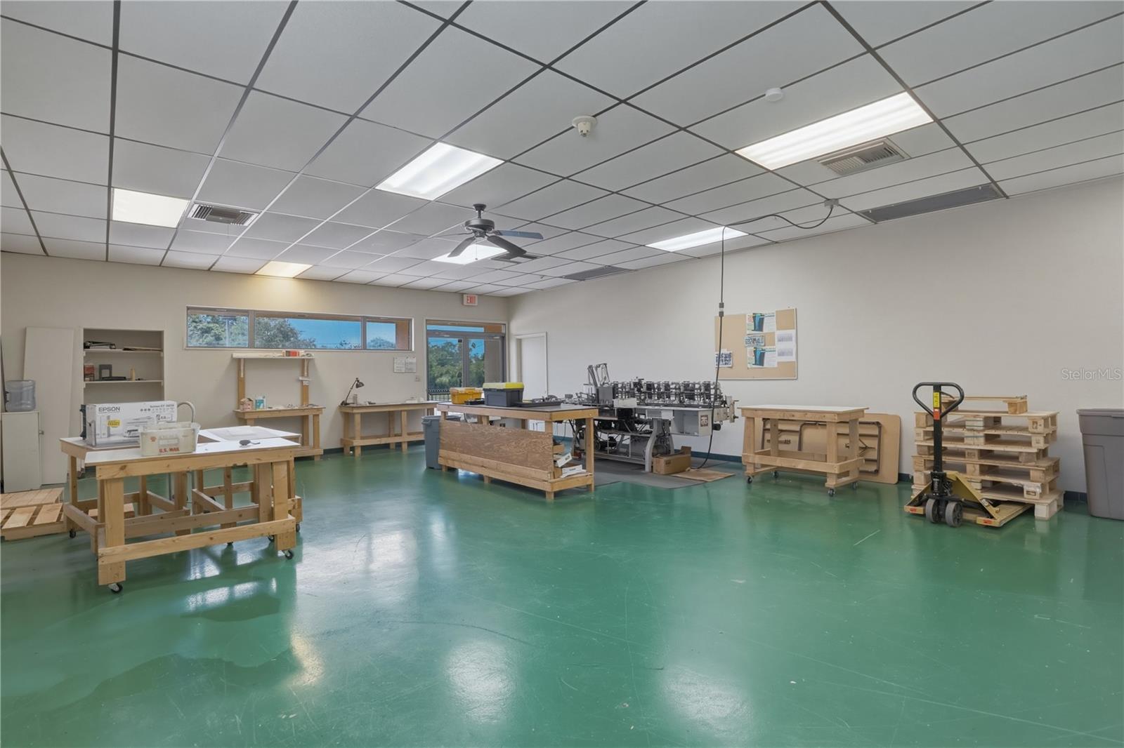 1610 N MYRTLE AVE, CLEARWATER, FL — photo 15