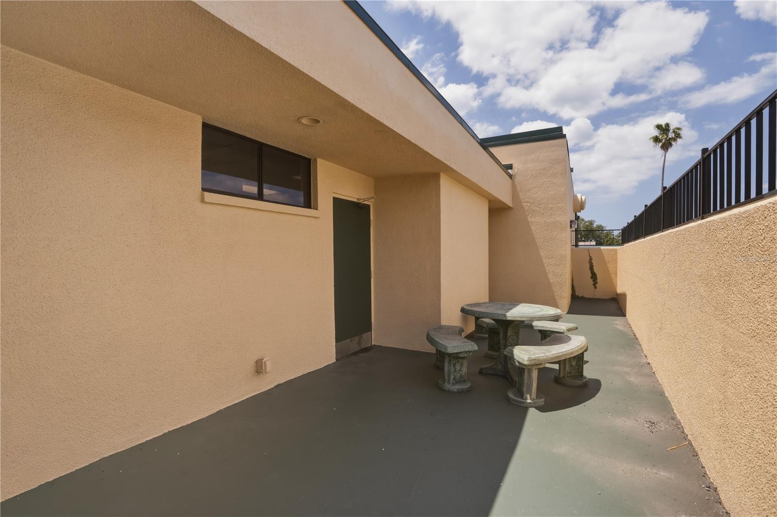 1610 N MYRTLE AVE, CLEARWATER, FL — photo 32
