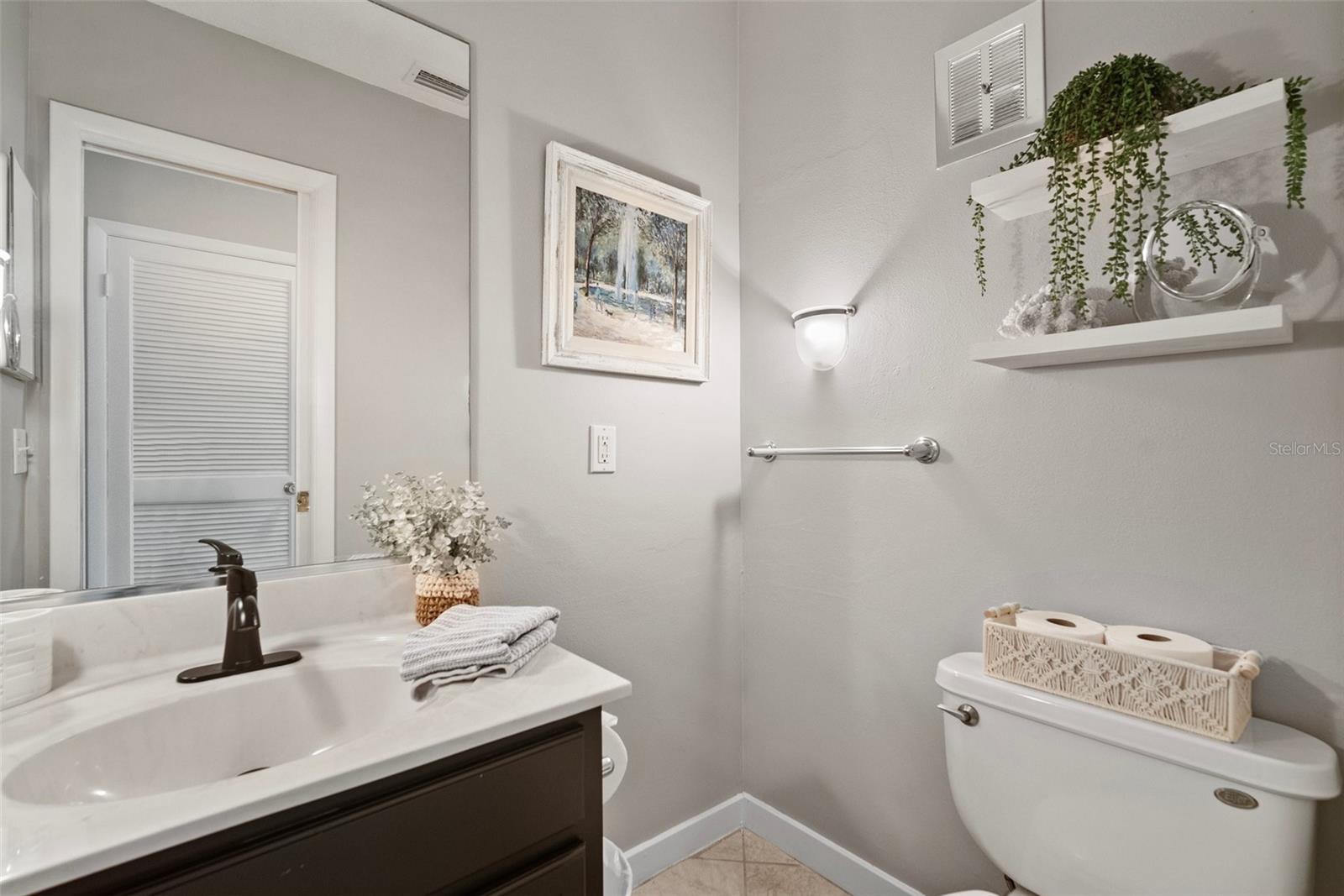 380 BASE AVE E #202, VENICE, FL — photo 15