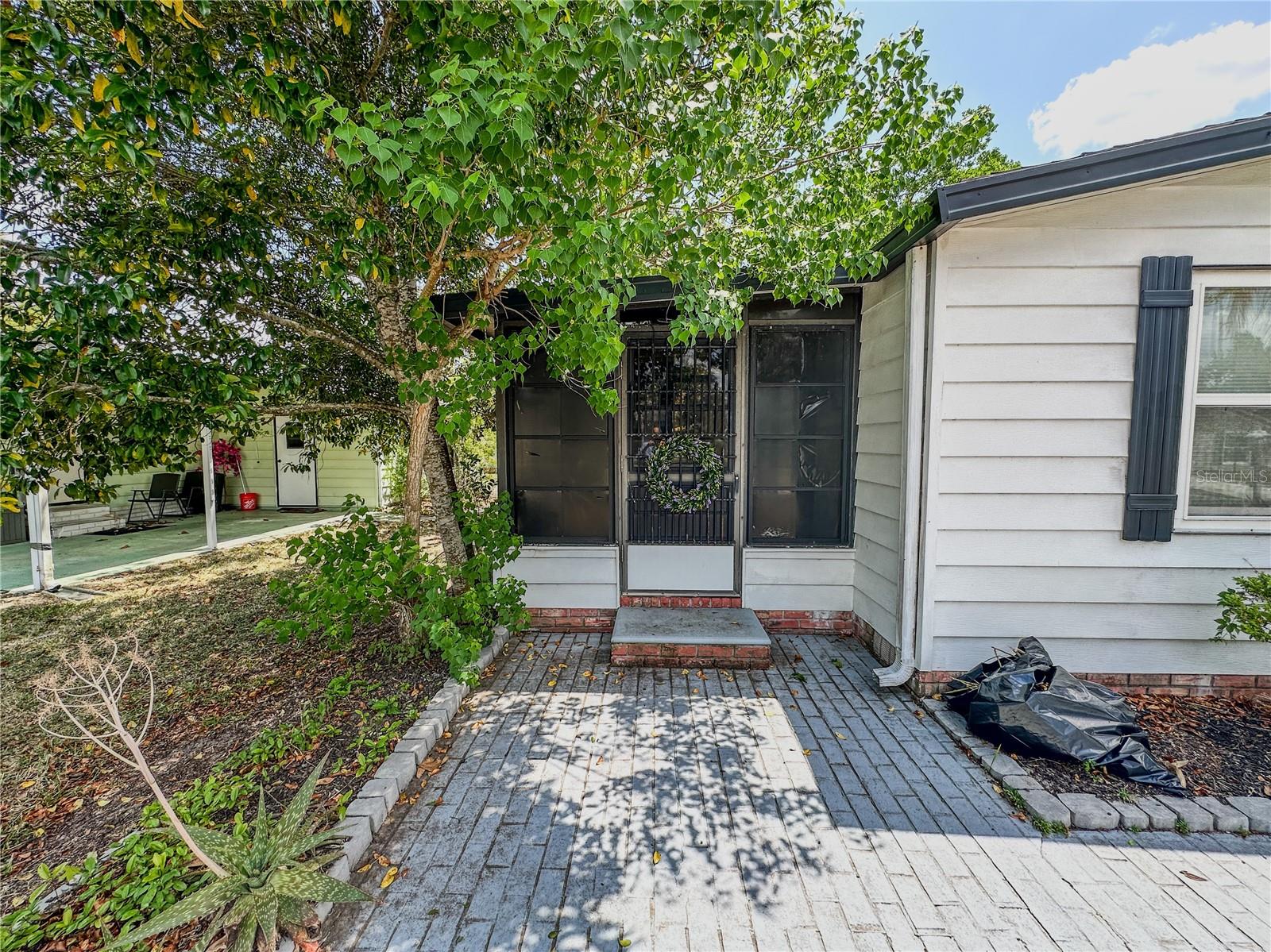1820 W SCHWARTZ BLVD, LADY LAKE, FL — photo 3