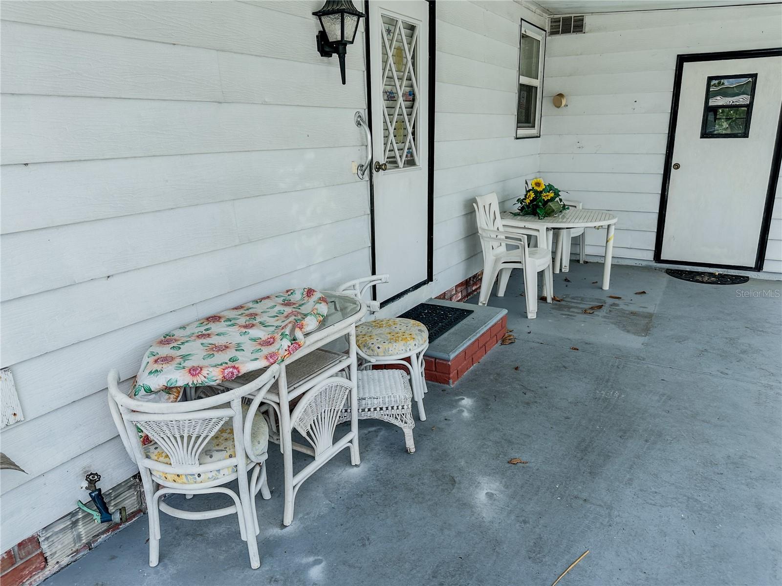 1820 W SCHWARTZ BLVD, LADY LAKE, FL — photo 7