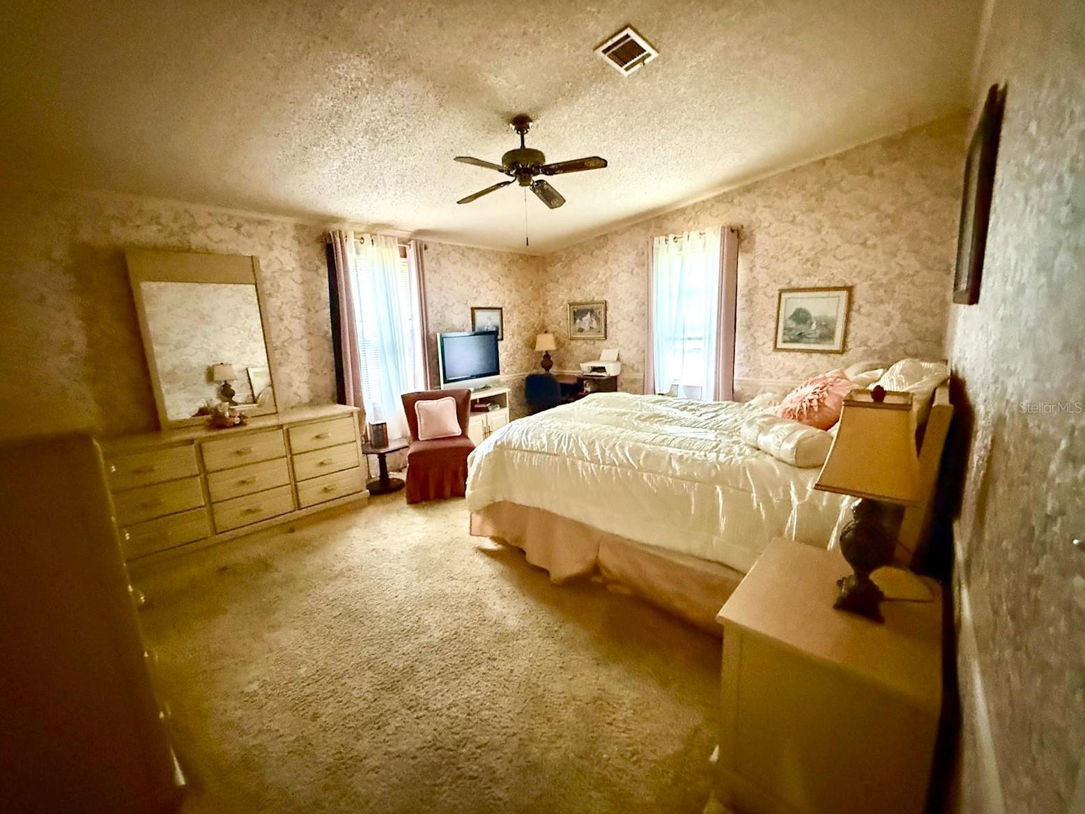 1820 W SCHWARTZ BLVD, LADY LAKE, FL — photo 31