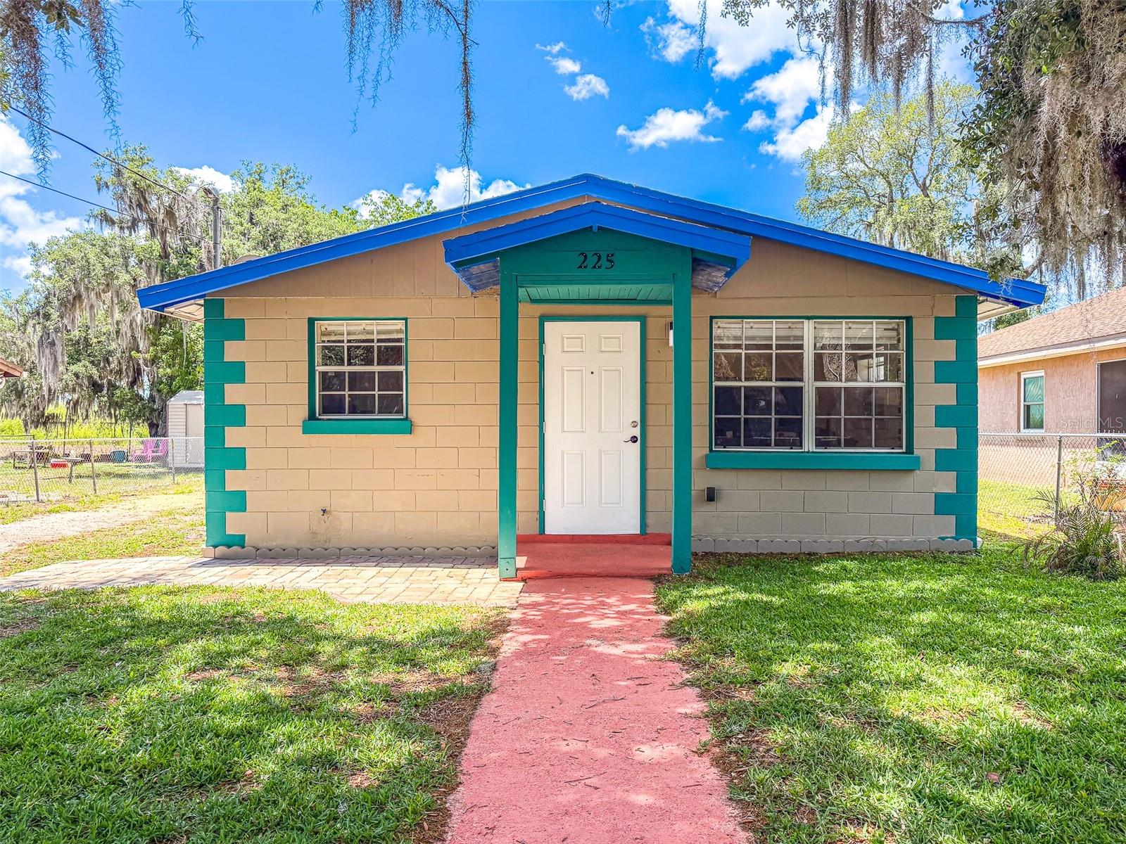 225 W NORTHSIDE DR, LAKE WALES, FL
