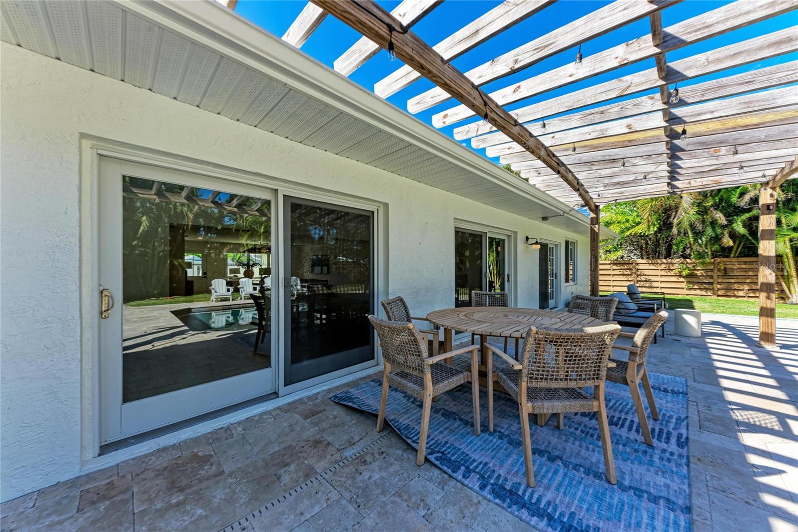 431 ISLAND CIR, SARASOTA, FL — photo 47
