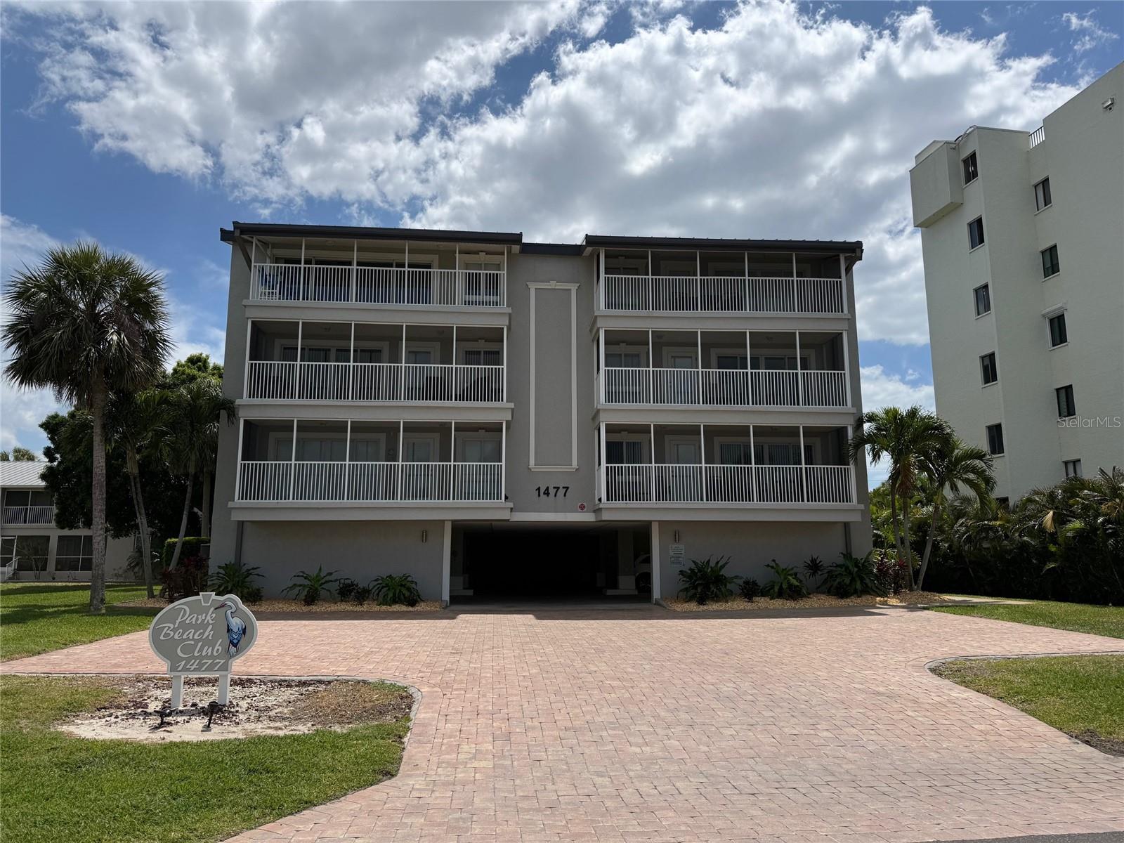 1477 PARK BEACH CIR #31, PUNTA GORDA, FL