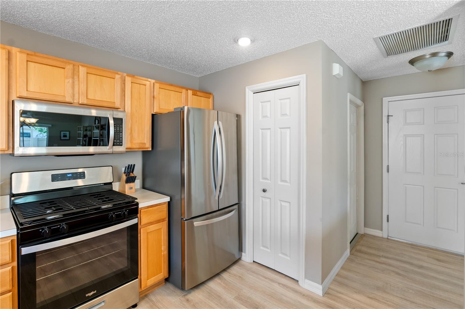 1666 SUMMERCHASE LOOP, THE VILLAGES, FL — photo 5
