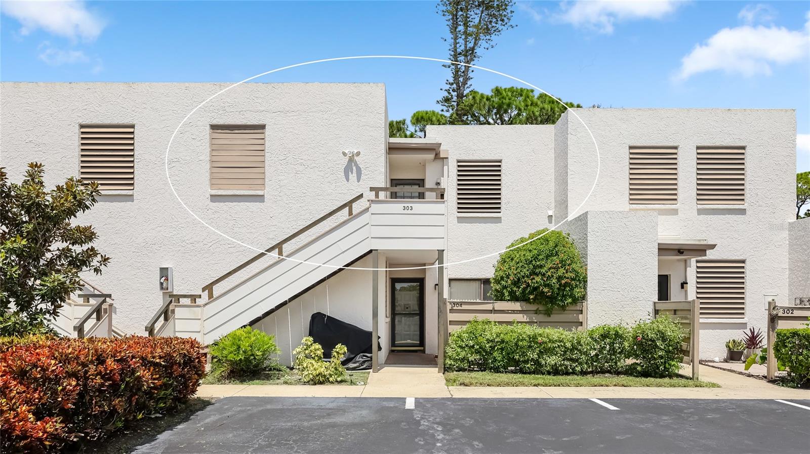 303 SPRINGDALE DR #303, BRADENTON, FL