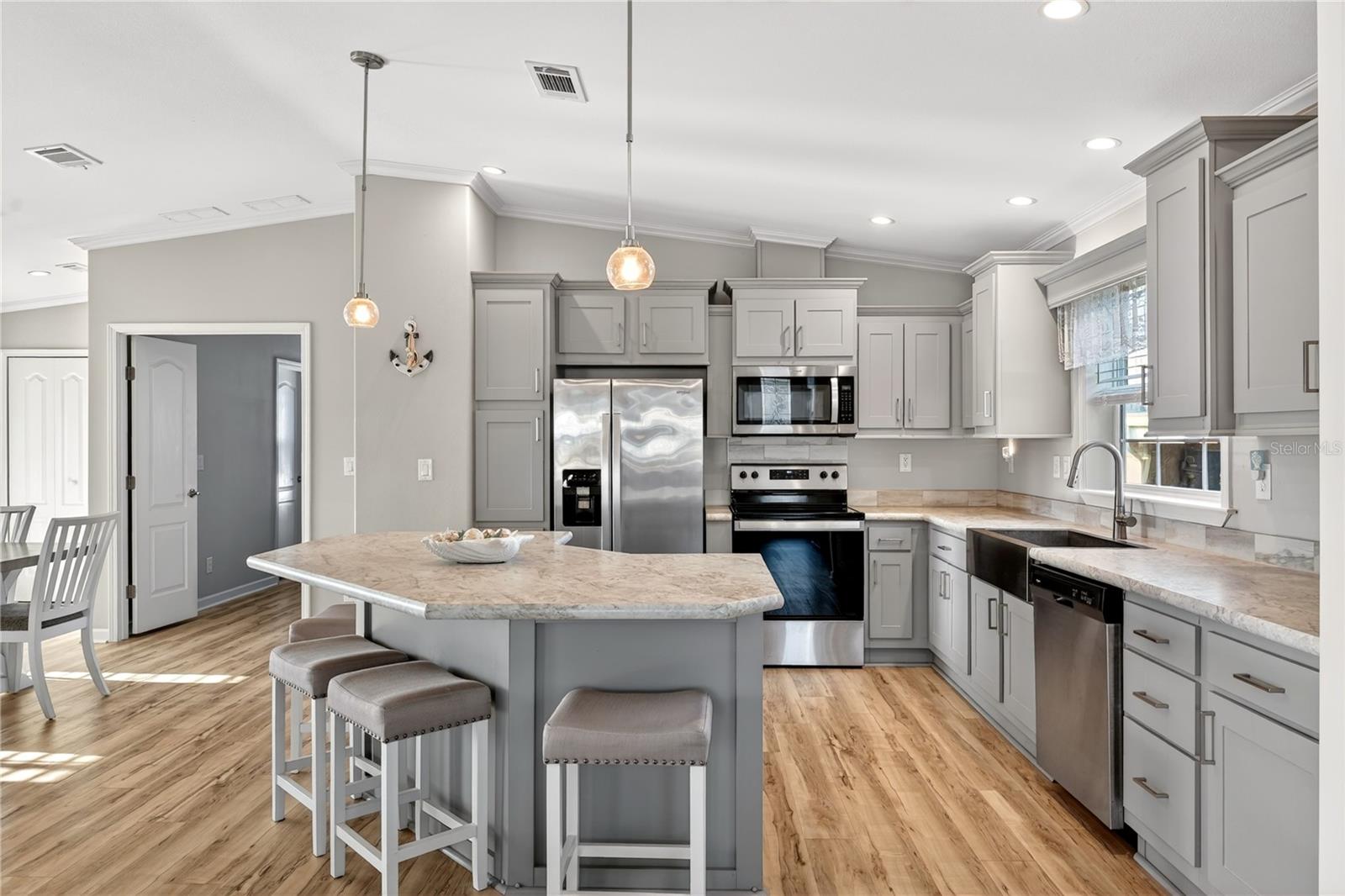 31609 TERRACE DR, TAVARES, FL — photo 17