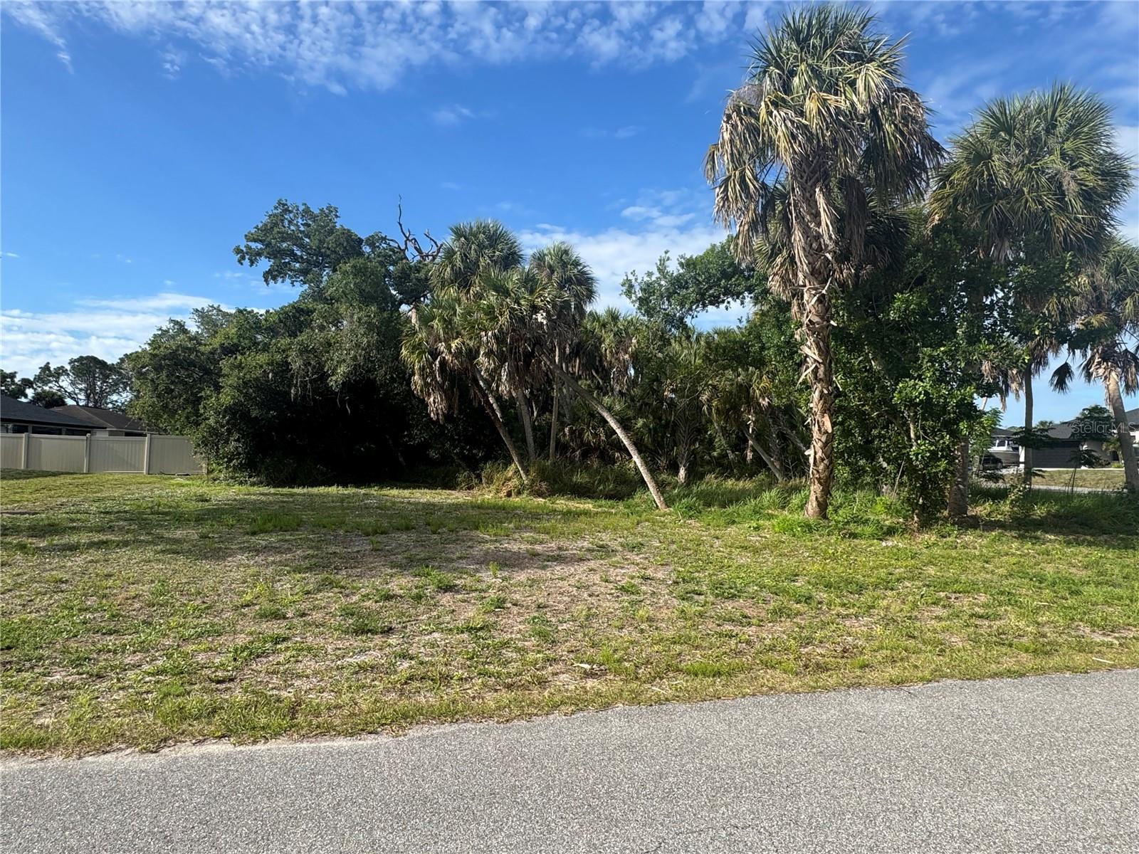 Lot 1 MULGRAVE AVE, NORTH PORT, FL — photo 2