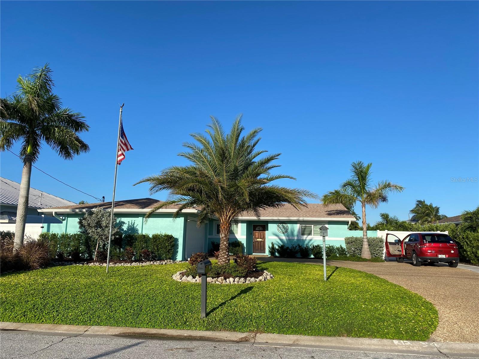 3708 ROYAL PALM DR, BRADENTON, FL