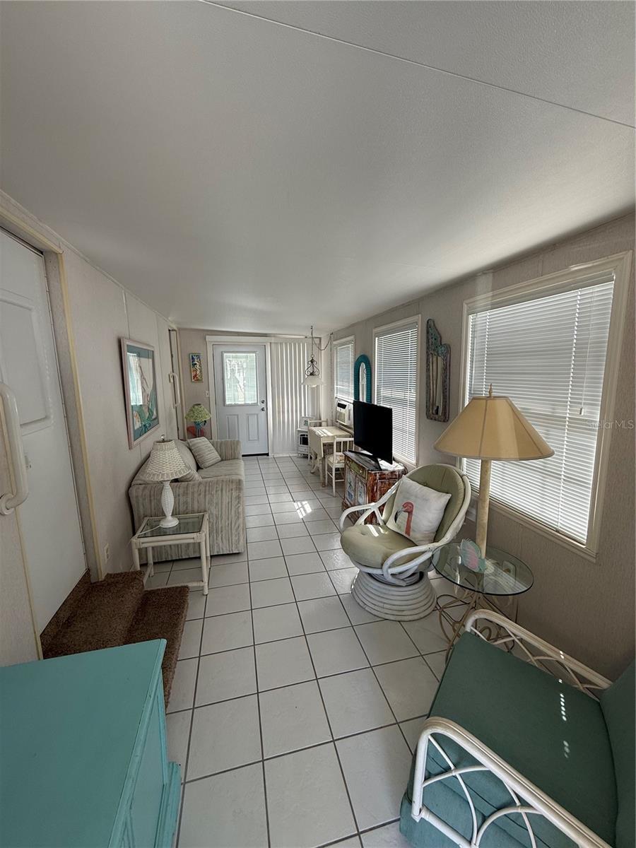 1475 FLAMINGO DR #117, ENGLEWOOD, FL — photo 3