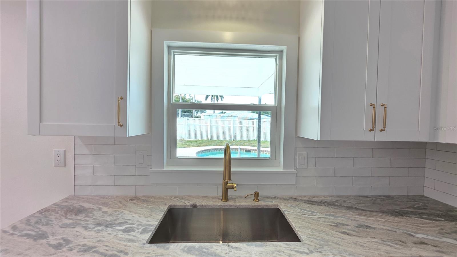 6817 11TH AVE NW, BRADENTON, FL — photo 4